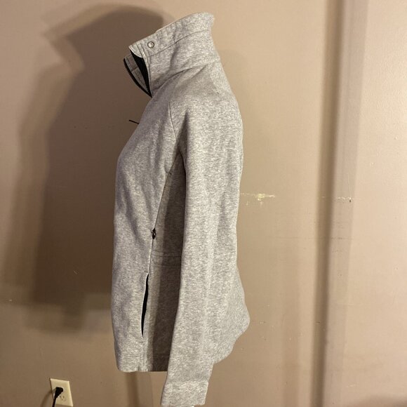 Lululemon Sz 6 Gray Full Zip High Mock Collar Chest Vents Yoga Fitness Jacket - Picture 4 of 10